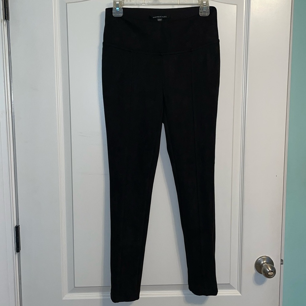 Women’s Andrew Marc Womens Lightweight black Faux Suede Pull on Pant size XS